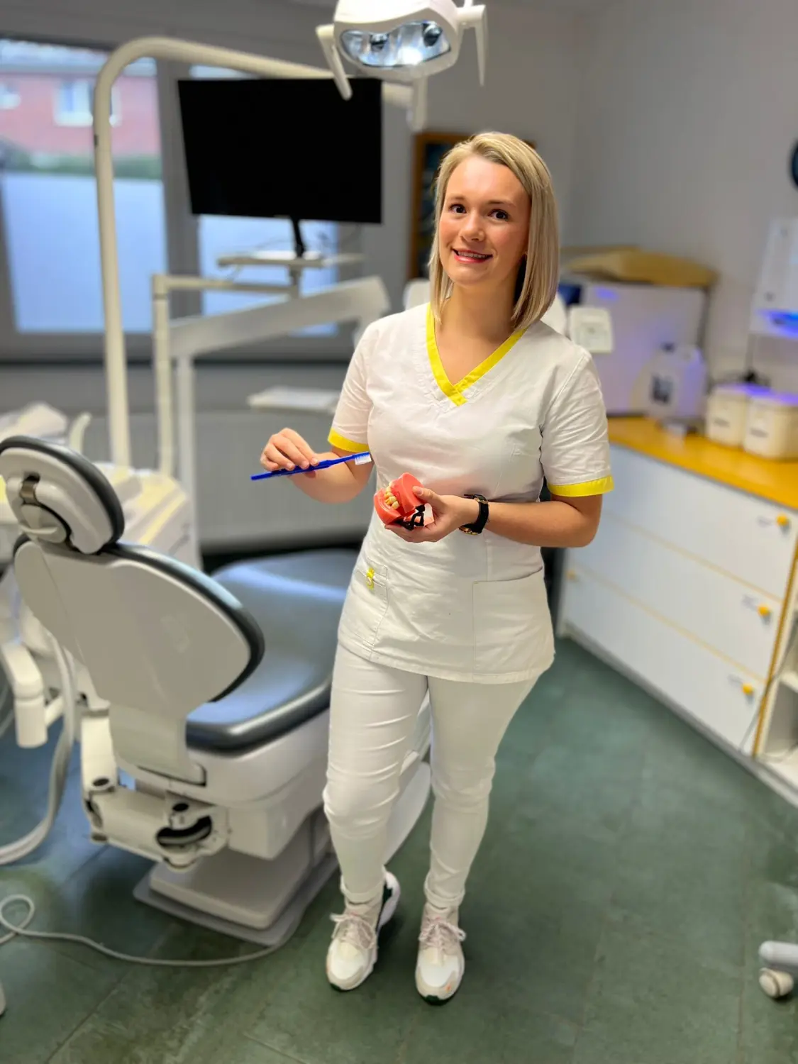 Assistentin, Orane Longerisch